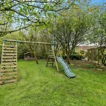 2 Bed In Scarborough Oc-79523 * Sawdon