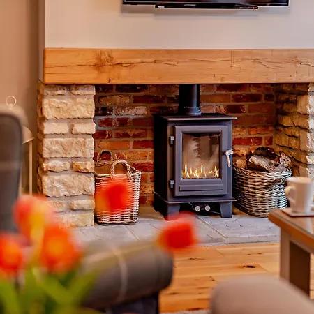 2 Bed In Scarborough 79523 Ferienhaus